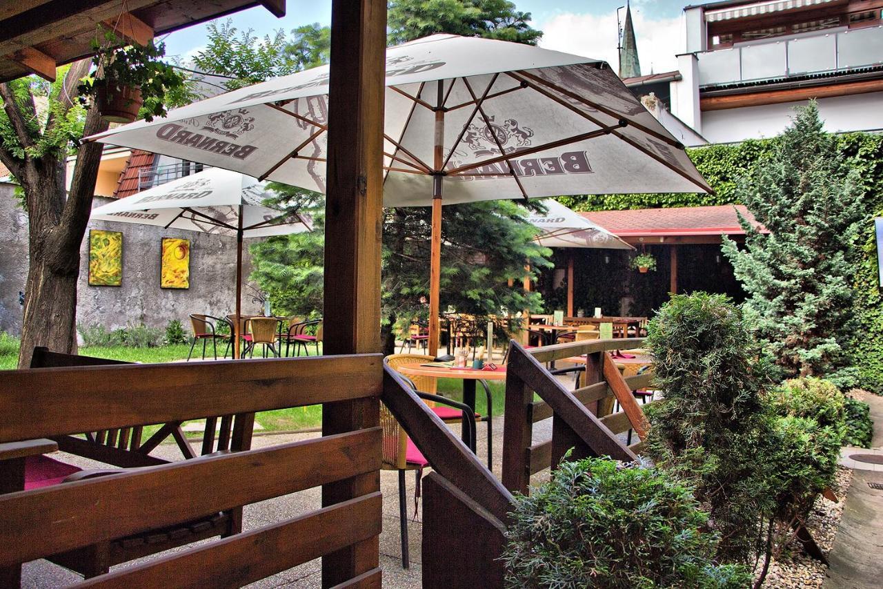 פרשוב Penzion Atrium מראה חיצוני תמונה